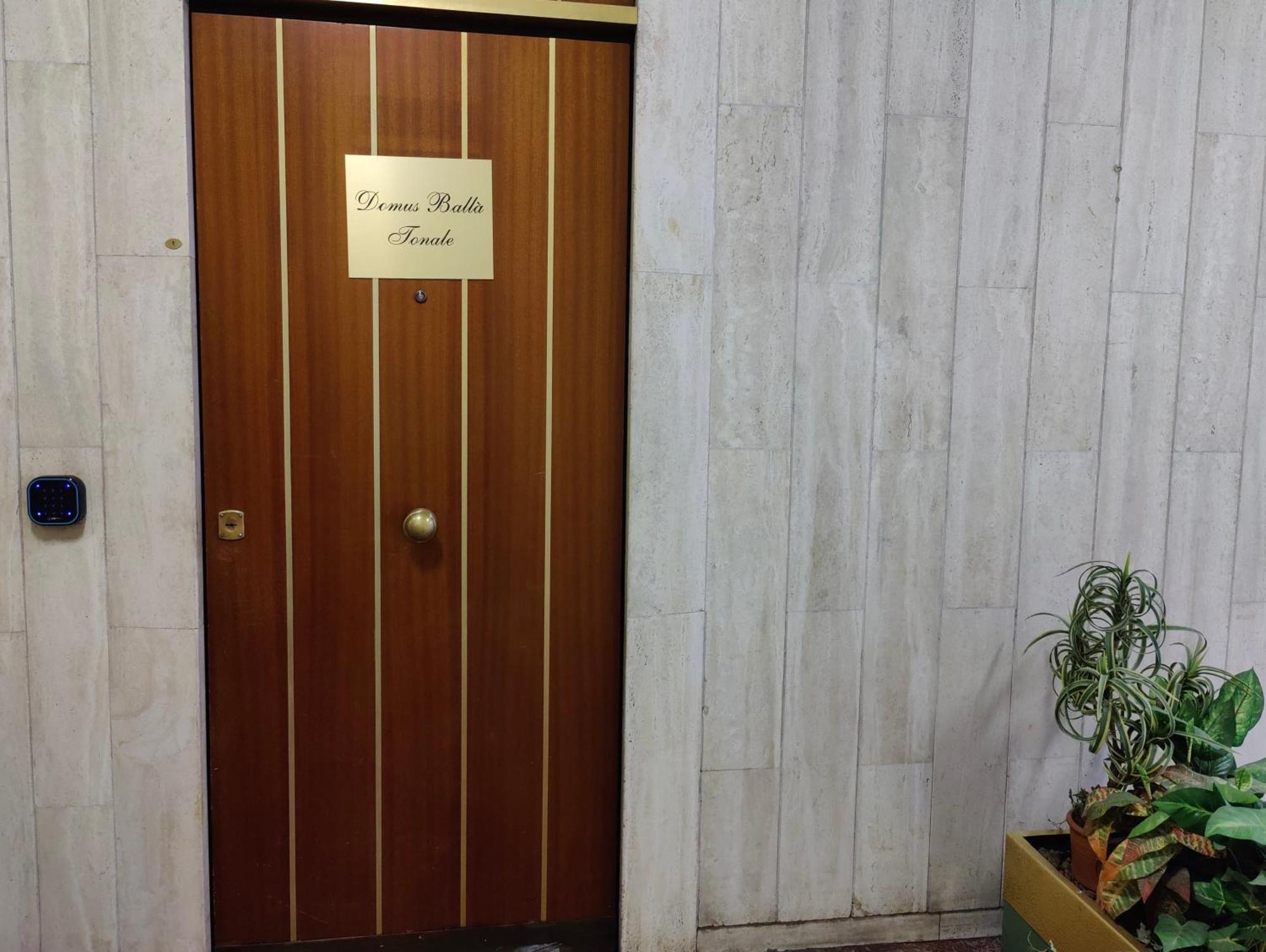 Domus Balla Tonale Verona Exterior photo